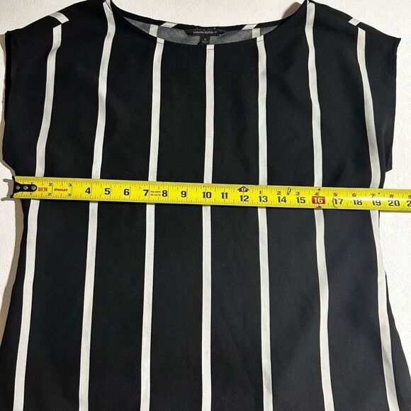 Banana Republic Vertical Stripe Blouse | Black & White | Size Small - Picture 3 of 4